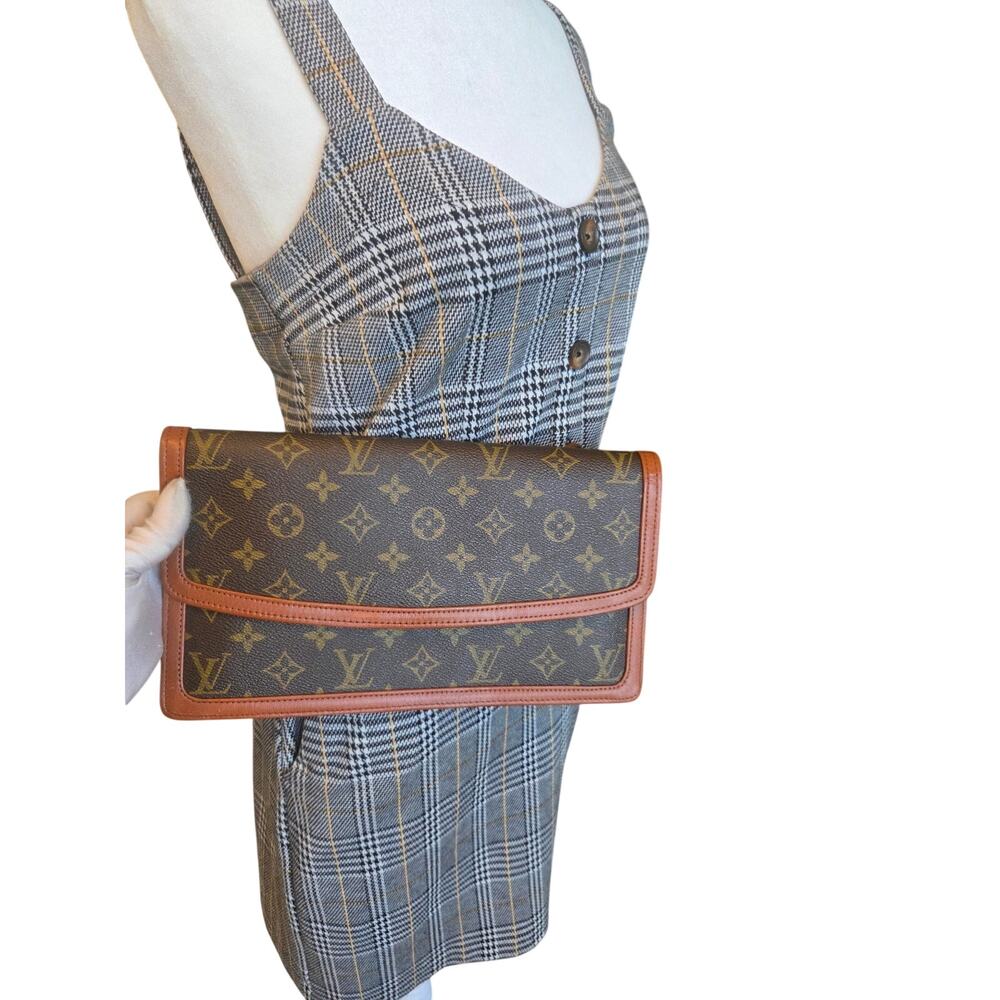 Louis Vuitton Dame GM Pochette Monogram Canvas Clutch Bag Vintage Made in France - Picture 12 of 13